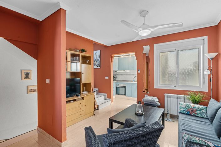 Image No.6-2 Bed Townhouse for sale