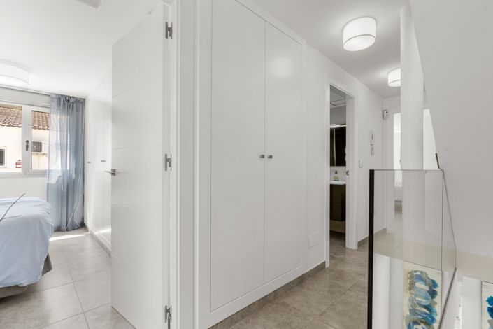 Image No.14-3 Bed Villa for sale