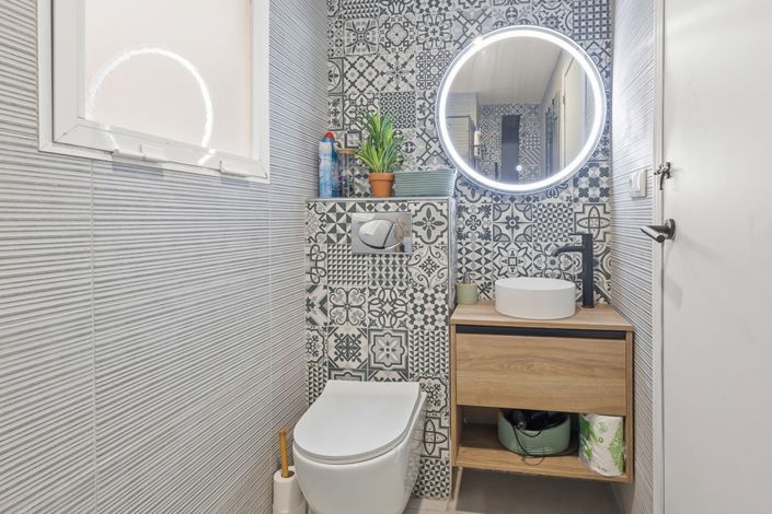 Image No.13-2 Bed Apartment for sale