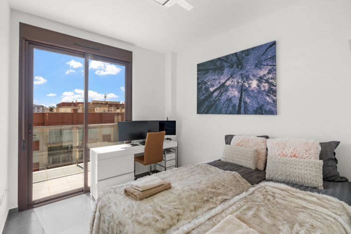 Image No.16-3 Bed Penthouse for sale