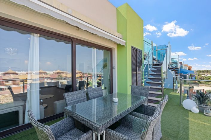 Image No.26-3 Bed Penthouse for sale