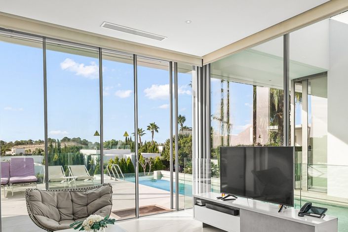 Image No.10-3 Bed Villa for sale