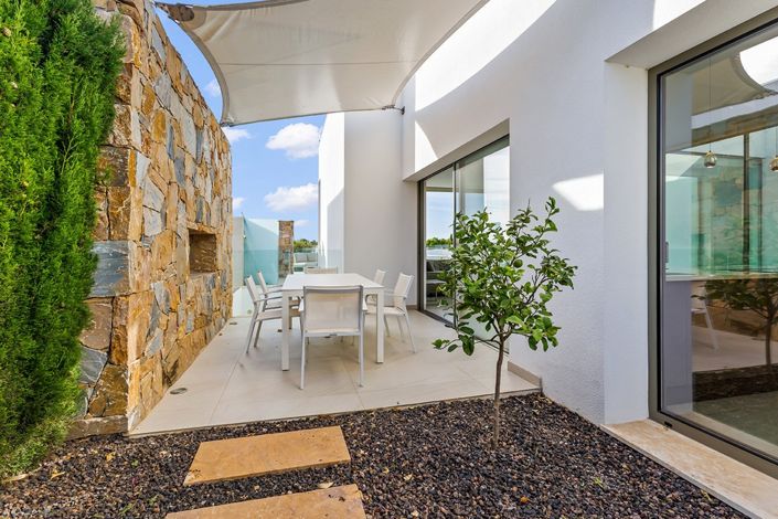 Image No.22-3 Bed Villa for sale