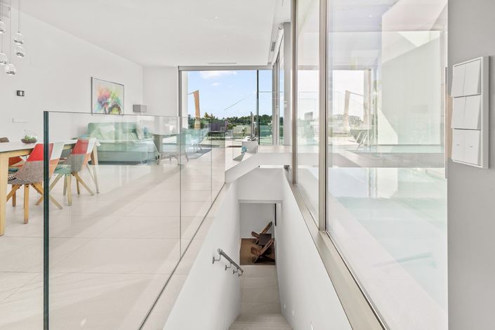 Image No.9-3 Bed Villa for sale