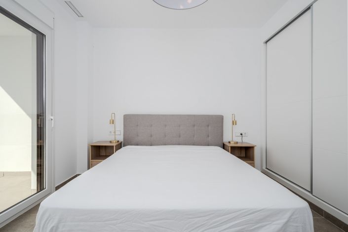 Image No.27-2 Bed Apartment for sale