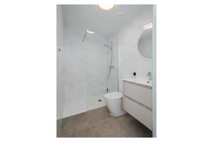 Image No.29-2 Bed Apartment for sale