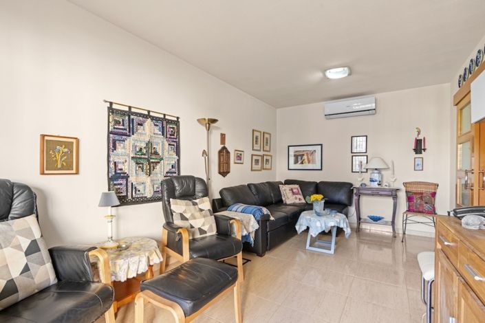 Image No.12-3 Bed Apartment for sale