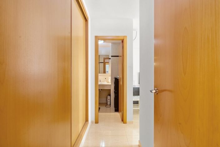 Image No.15-3 Bed Apartment for sale