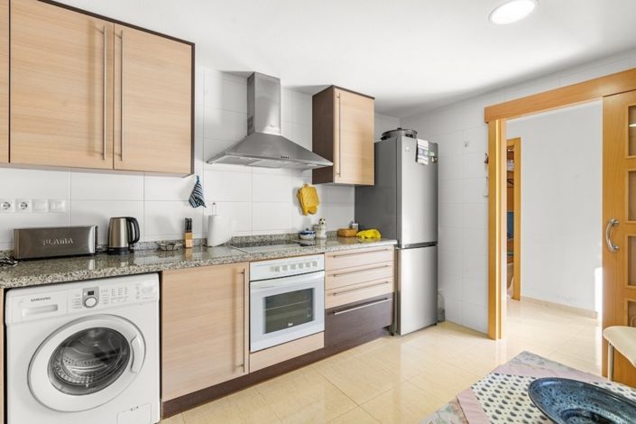 Image No.8-3 Bed Apartment for sale