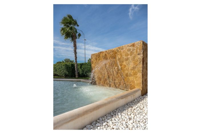 Image No.30-2 Bed Apartment for sale