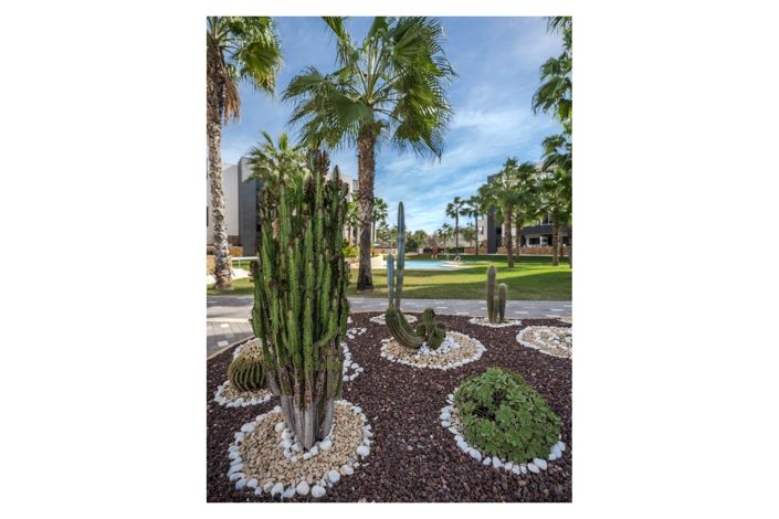 Image No.31-2 Bed Apartment for sale