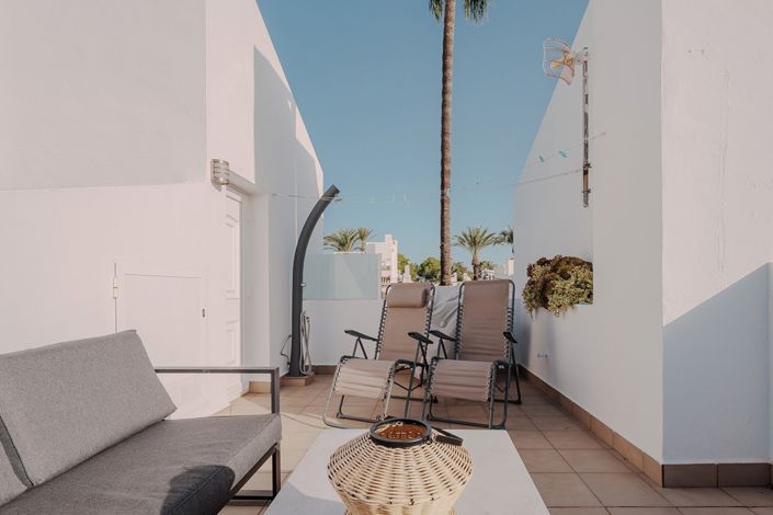 Image No.28-3 Bed Duplex for sale