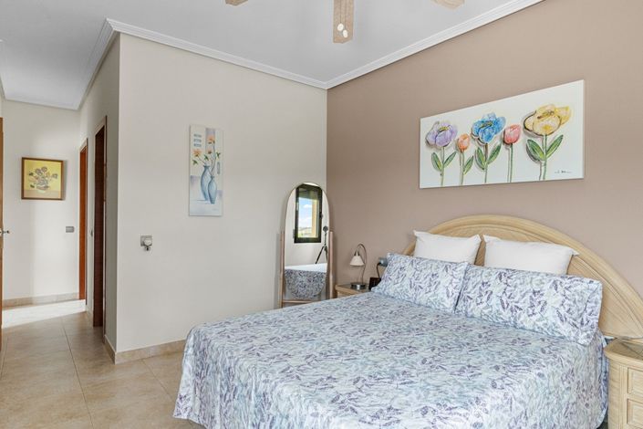 Image No.27-5 Bed Villa for sale