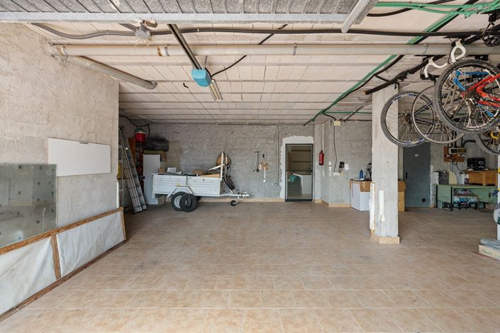 Image No.46-5 Bed Villa for sale