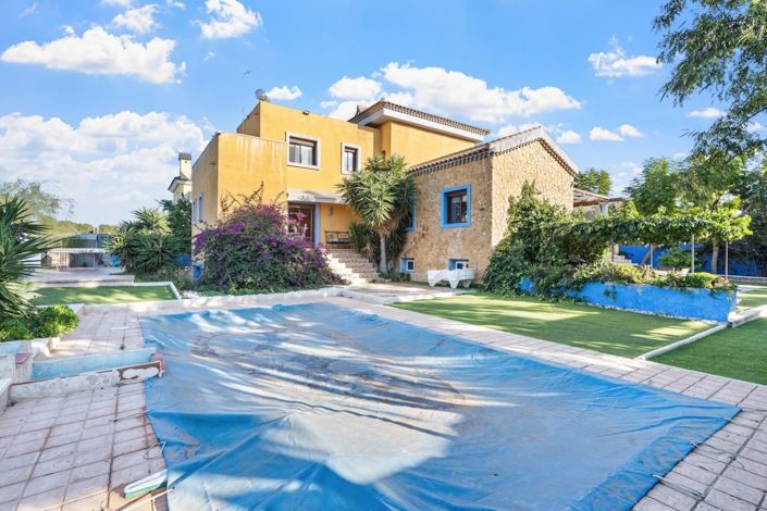 Image No.3-4 Bed Villa for sale