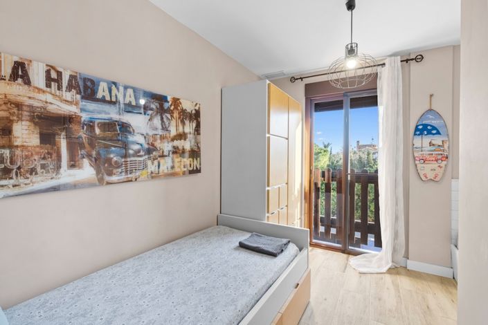 Image No.42-4 Bed Villa for sale