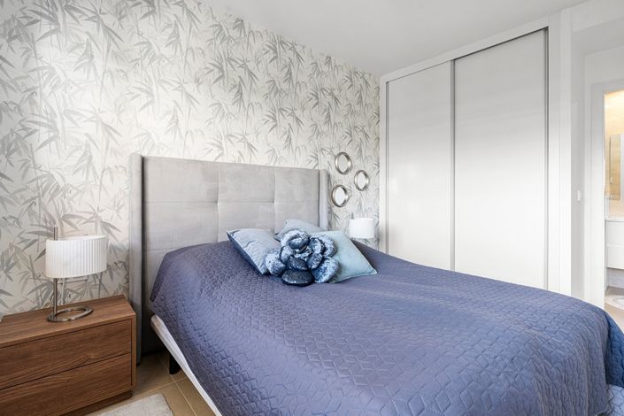 Image No.14-2 Bed Property for sale