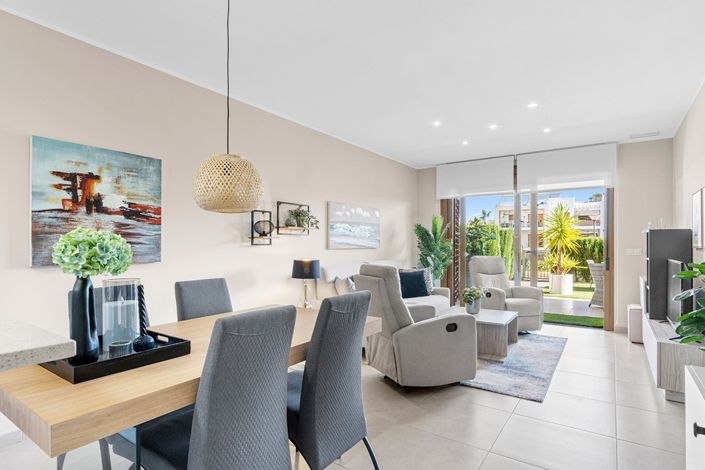 Image No.7-2 Bed Property for sale