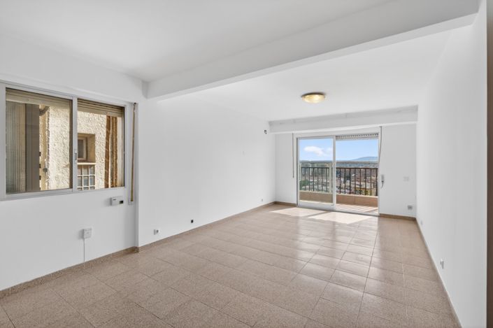 Image No.2-3 Bed Flat for sale