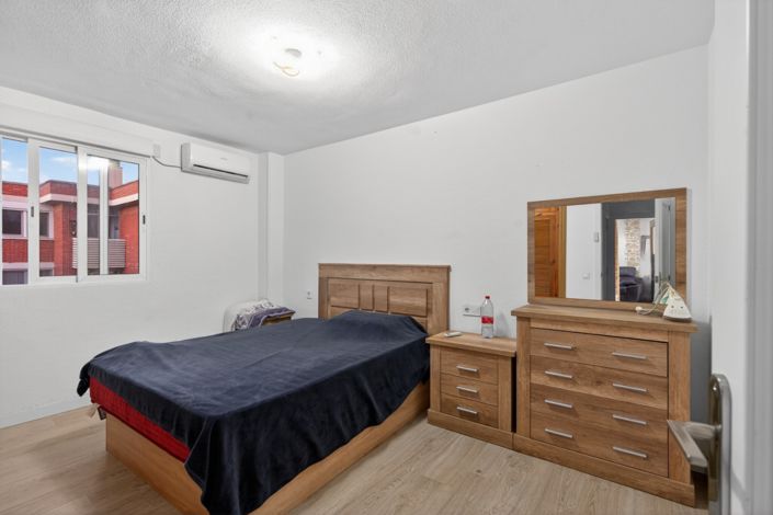 Image No.15-3 Bed Apartment for sale