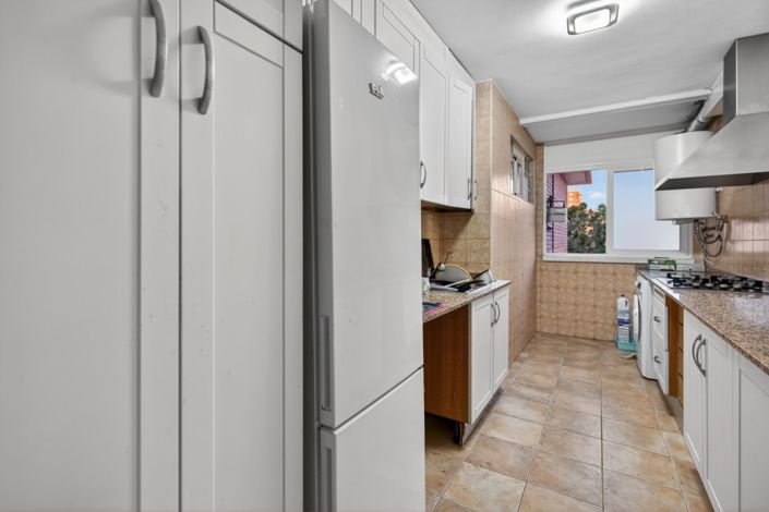 Image No.9-3 Bed Apartment for sale