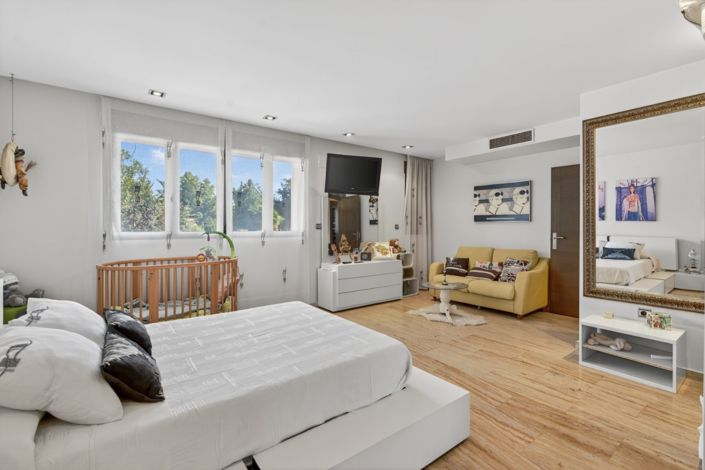 Image No.24-5 Bed Villa for sale