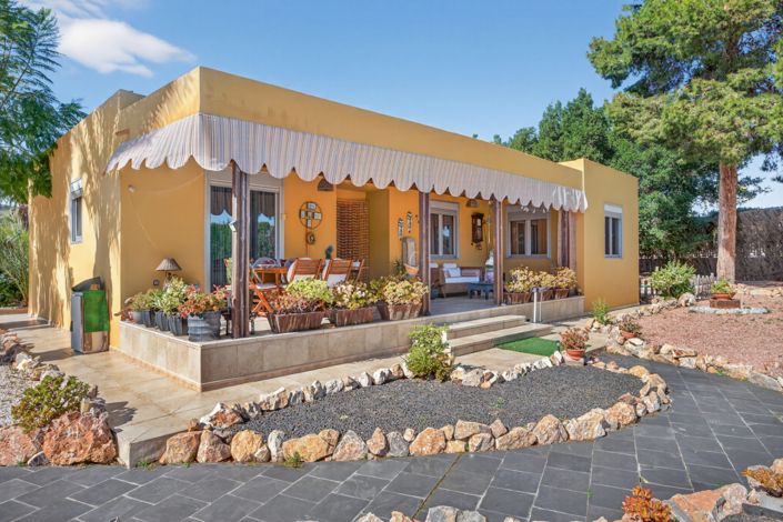 Image No.47-5 Bed Villa for sale