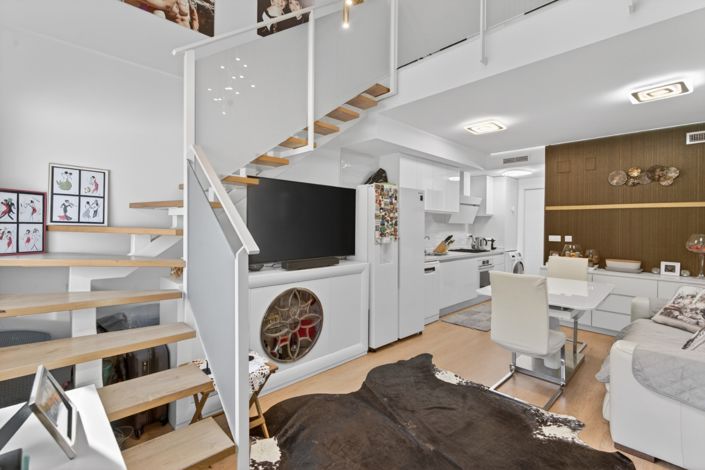 Image No.11-2 Bed Townhouse for sale