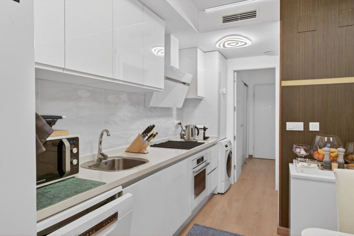 Image No.7-2 Bed Townhouse for sale