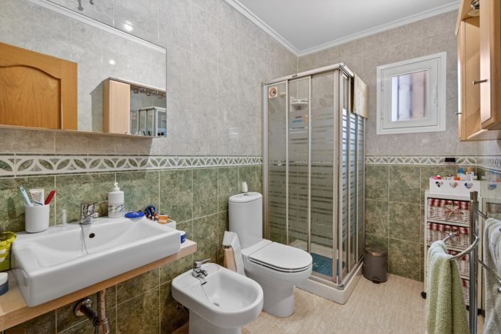 Image No.17-4 Bed Villa for sale