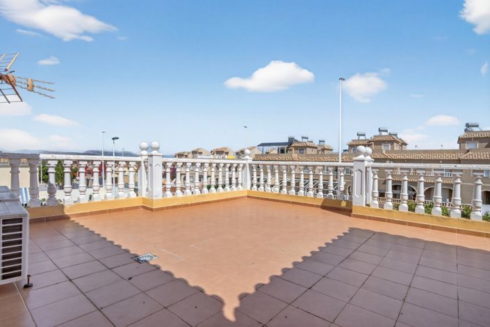 Image No.21-4 Bed Villa for sale