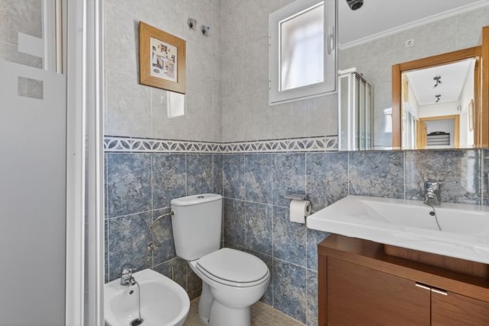 Image No.33-4 Bed Villa for sale