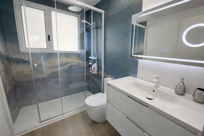 Image No.11-3 Bed Townhouse for sale