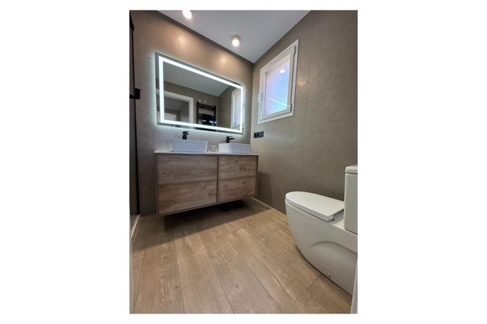 Image No.28-3 Bed Townhouse for sale