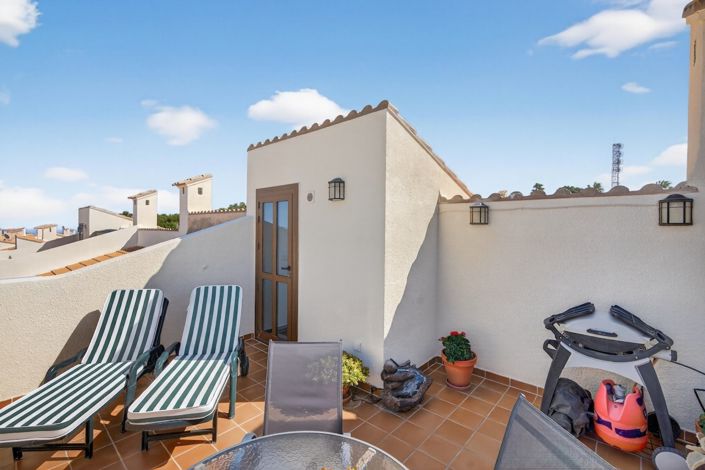 Image No.27-3 Bed Townhouse for sale