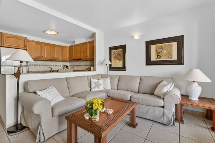 Image No.8-3 Bed Townhouse for sale