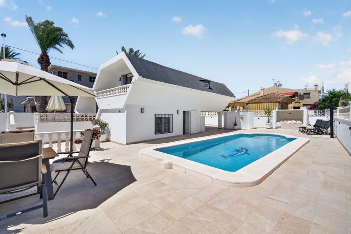 Image No.3-Villa de 3 chambres à vendre à Torrevieja
