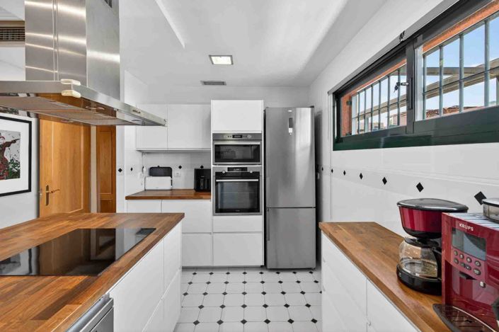 Image No.9-3 Bed Penthouse for sale