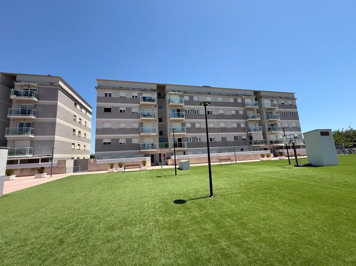 Image No.2-3 Bed Flat for sale