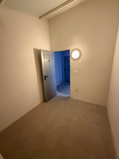 Image No.22-3 Bed Flat for sale
