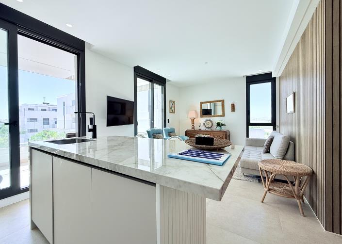 Image No.11-2 Bed Apartment for sale