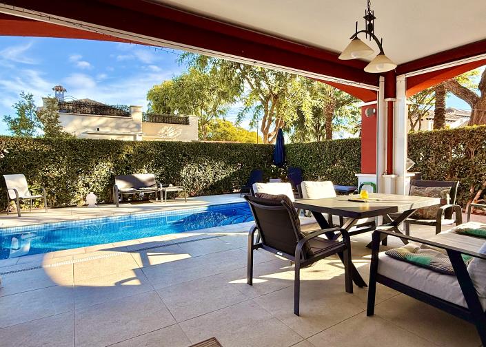 Image No.4-2 Bed Semi-Detached for sale