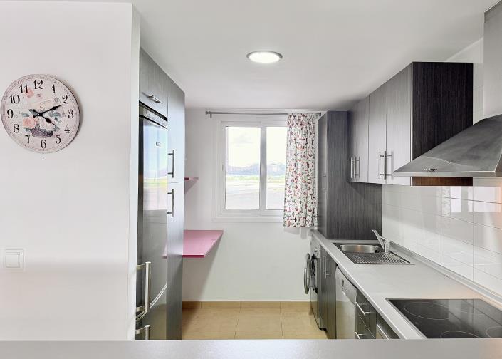 Image No.8-2 Bed Apartment for sale