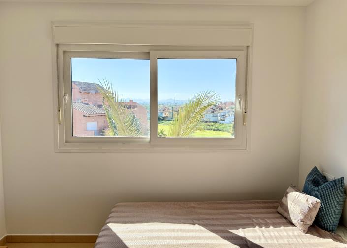 Image No.19-2 Bed Apartment for sale