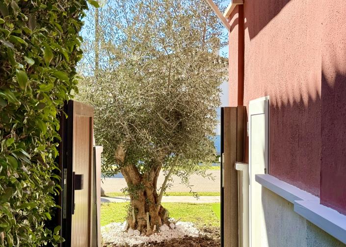 Image No.29-4 Bed Villa for sale