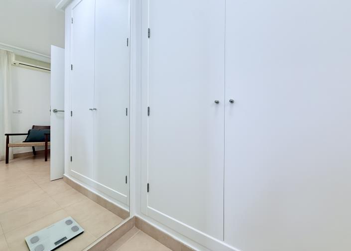 Image No.21-3 Bed Villa / Detached for sale