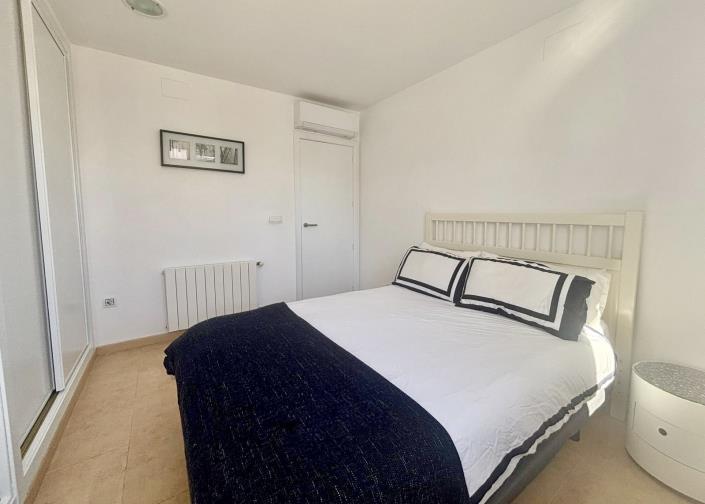 Image No.11-2 Bed Villa / Detached for sale