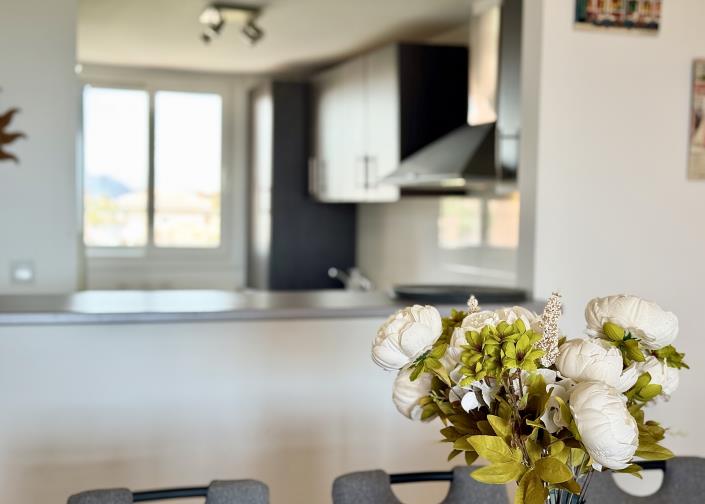 Image No.9-3 Bed Apartment for sale