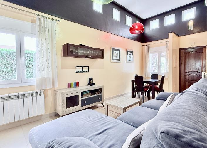 Image No.7-2 Bed House/Villa for sale