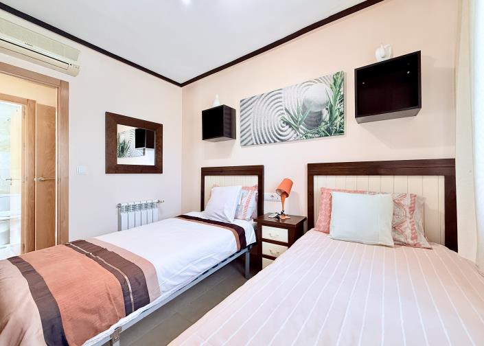 Image No.17-2 Bed House/Villa for sale